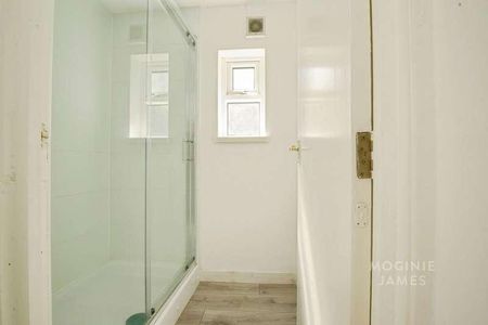 Ground Floor Flat, Stacey Road, Roath, Cardiff, CF24 - Photo 2