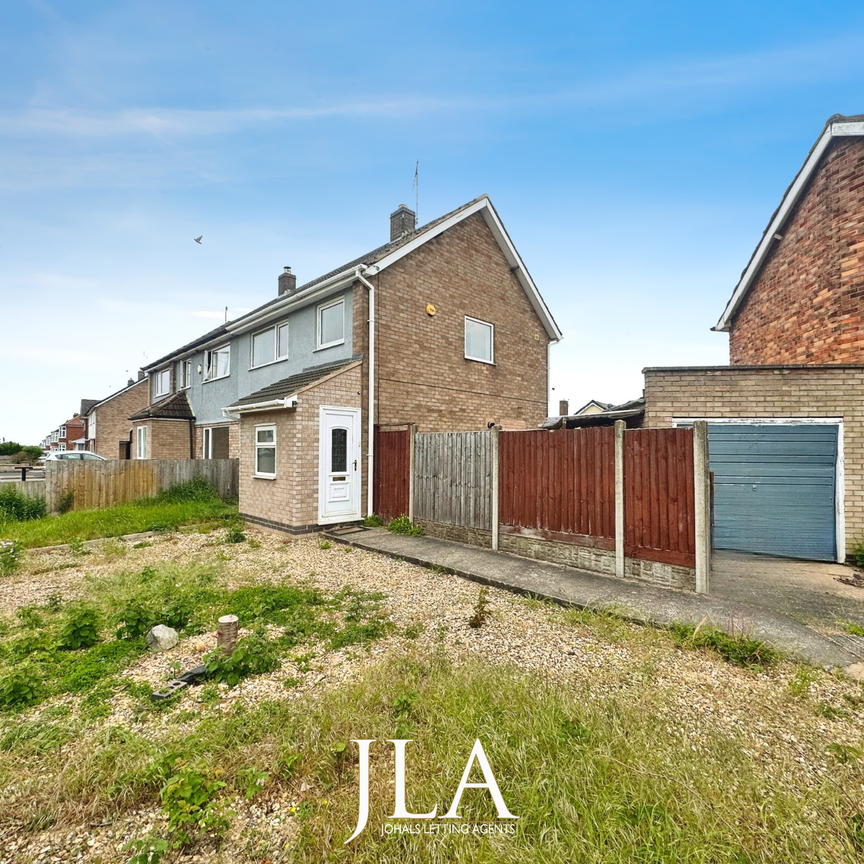 3 bed semi-detached house to rent in Gloucester Crescent, Wigston, LE18 - Photo 1