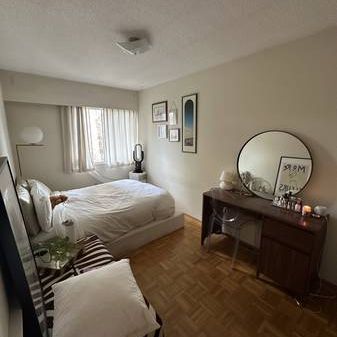 One Bedroom Apartment in Kitsilano - Photo 4