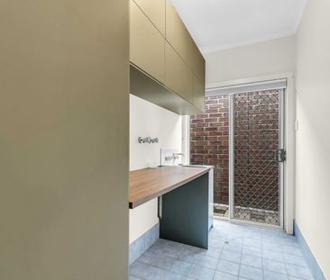 28 Blue Wren Circuit, Mawson Lakes, SA 5095 - Photo 5