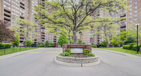 For Lease - 716 The West Mall N/A Unit# 310, Toronto, Ontario - Photo 5