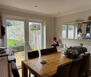 4 bedroom house to rent - Photo 2