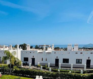 Luxury penthouse for rent in Estepona, Spain - Photo 6