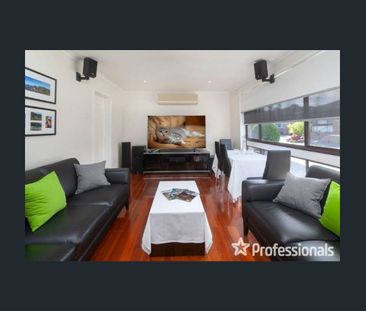 Fully renovated 2 bedroom unit - Photo 2