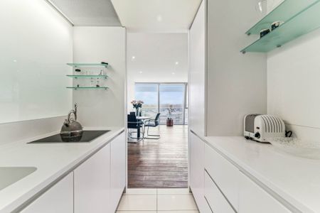 Price £850 pw - Available Now - Unfurnished - Photo 5