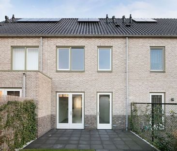 Addy Kleijngeldstraat 102, 5707 HX Helmond - Photo 1