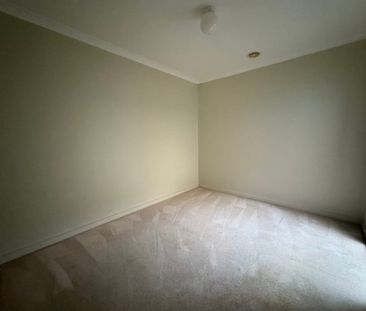 1/5 Second Avenue, Hoppers Crossing, Vic 3029 - Photo 6