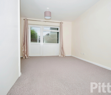 2 bedroom end of terrace house to rent - Photo 5