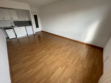 Location Appartement 1 pièce 33m² LILLE 59000 - Photo 4