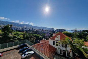 Apartamento T3 com Vista para a Cidade - Funchal, Quinta Magnólia