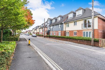 2 bedroom flat to rent - Photo 5