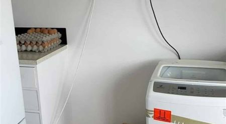 Cozy, convenient living - Photo 4