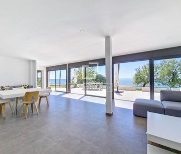 Excellent 5 Bedroom house / villa with 1,200m² garden for rent in V... - Photo 1