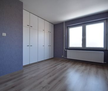 Zeer grondig en geslaagd gerenoveerde woning met terras en dubbele ... - Photo 1