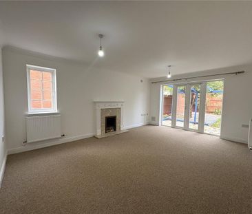 5 bedroom detached house to rent - Photo 2