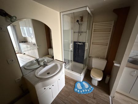 STUDIO AVEC MEZZANINE QUARTIER SAINT HONORÉ - CHAUFFAGE COMPRIS - Photo 5