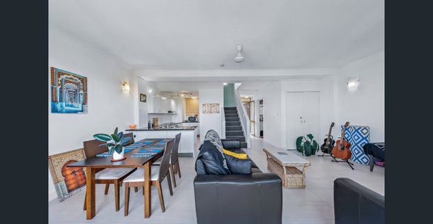 MARINA VIEW APARTMENT - Photo 1