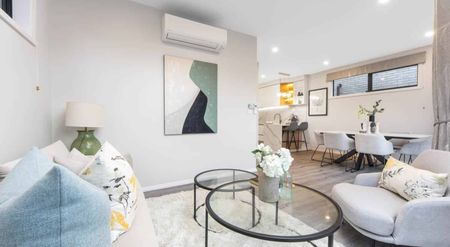 Near New 3 Bed 2 Bath in Farm Cove - Photo 5