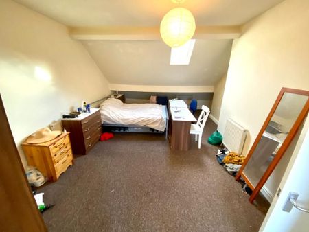 4 bedroom house share to rent - Photo 3