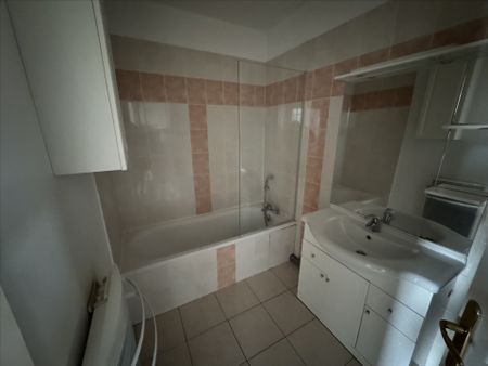 Location Appartement 3 pièces 58m² - Photo 5