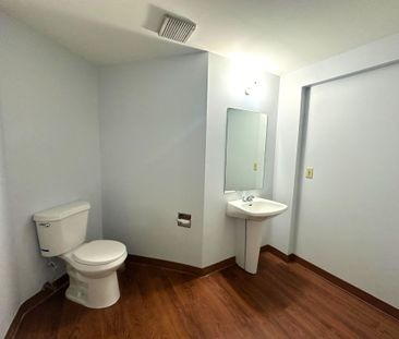 For Lease - 2215 Cleaver Avenue Unit# 22, Burlington, Ontario - Photo 6