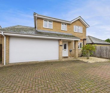 5 bedroom detached house to rent - Photo 1