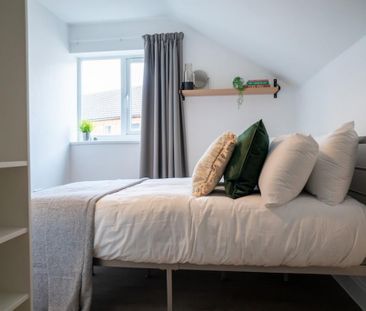 1 bedroom in a house share to rent - Photo 4