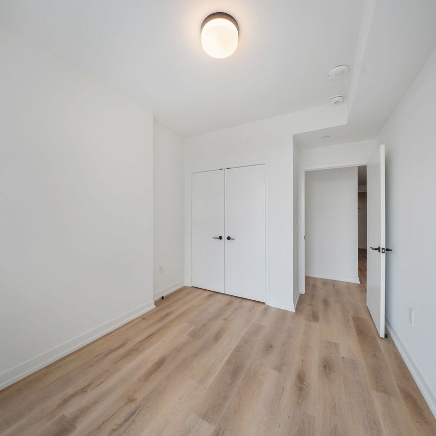 For Lease - 5 York Garden Way Unit# 701, Toronto, Ontario - Photo 1