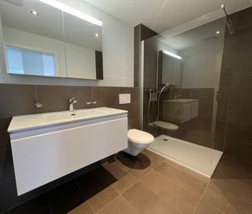 Appartement de 4,5 pièces au rez-de-chaussée - Photo 1