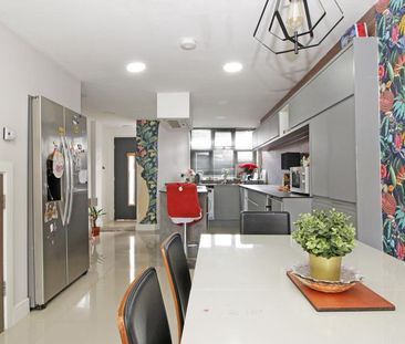 3 bedroom end of terrace house to rent - Photo 6