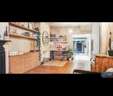 3 bedroom terraced house to rent - Photo 3