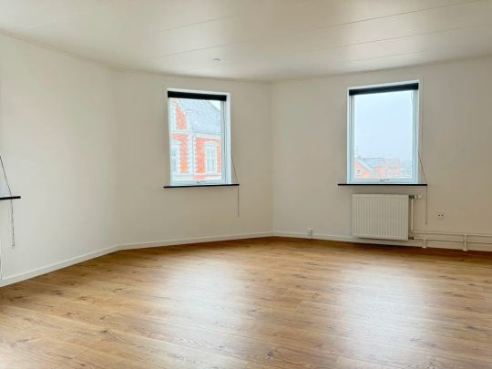 Central lejlighed på Aalestrup torv - Foto 1