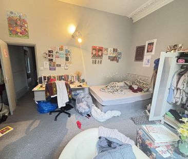 4 bedroom flat to rent - Photo 6