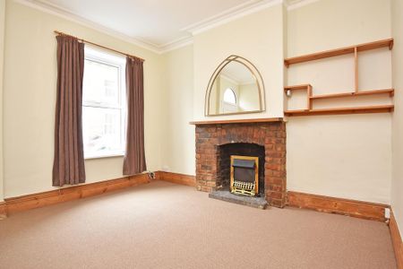4 bedroom terraced house to rent - Photo 2