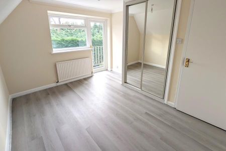 4 bedroom detached house to rent - Photo 5