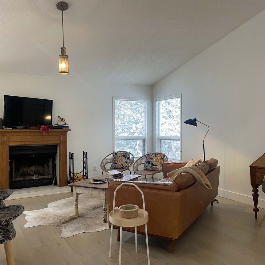 For Lease - 58 Alice Street Unit# 17, Blue Mountains, Ontario - Photo 1