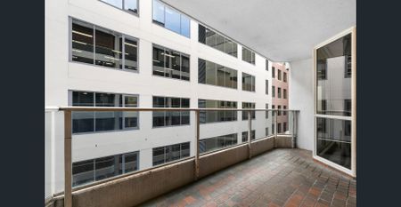 UPDATED CITY PAD | Furnished - Photo 3