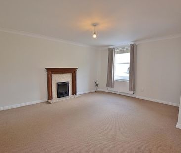 2 bedroom cottage to rent - Photo 1