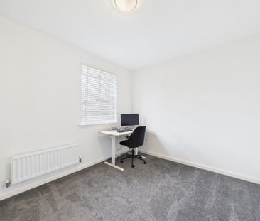 2 bedroom coach house to rent - Photo 5