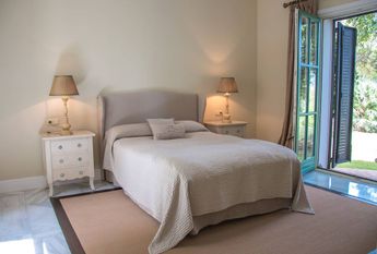 Luxury Villa for rent in Benahavís, Spain