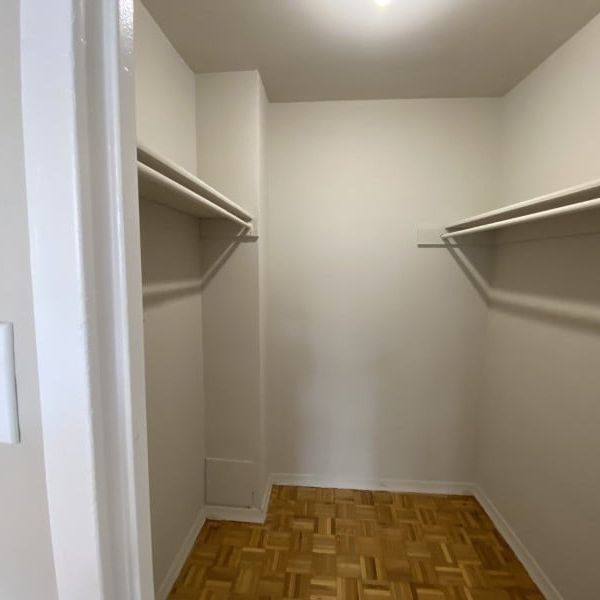 195 Exbury Road - Photo 1