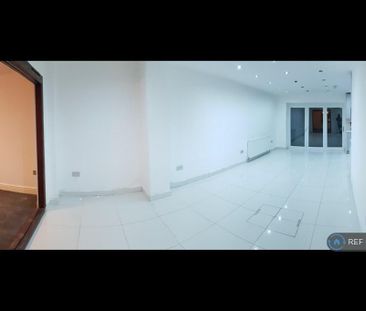 4 bedroom terraced house to rent - Photo 6