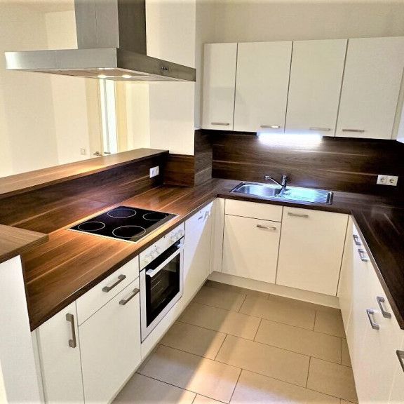 HOFRUHELAGE, HUMBOLDTGASSE, 80 m2 Neubau inkl. Loggia, 2 Zimmer, Komplettküche, Wannenbad, Parketten, U1-Nähe - Foto 1