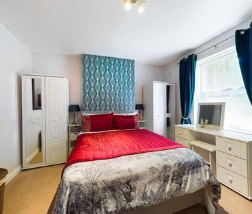 Green Lane, Shipley Bridge, Horley, Surrey, RH6 - Photo 6