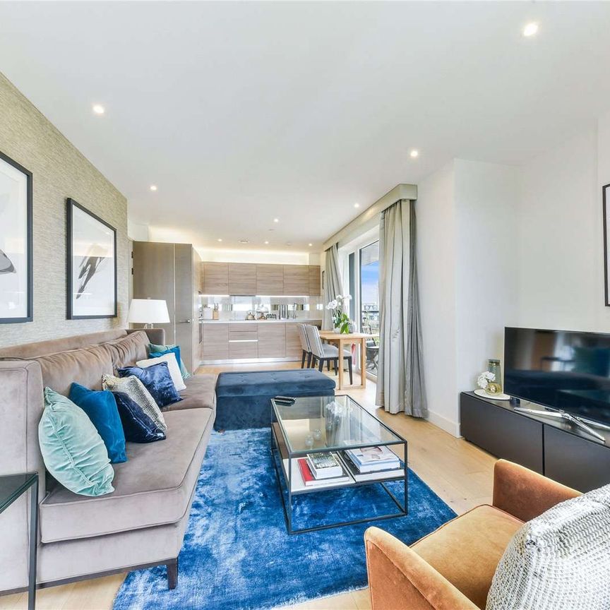 Ex-show home, simply stunning 1 double bedroom apartment to rent in this prestigious development. - Photo 1