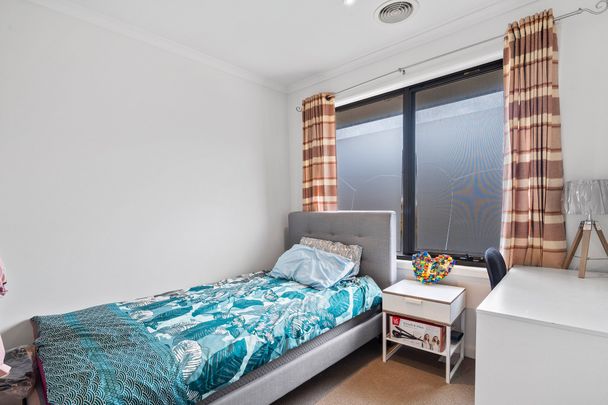 8 St James Park Drive, Mulgrave - Photo 1