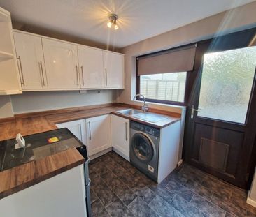 2 bedroom terraced house to rent - Photo 6