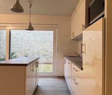 Modern appartement met twee slaapkamers - Photo 3