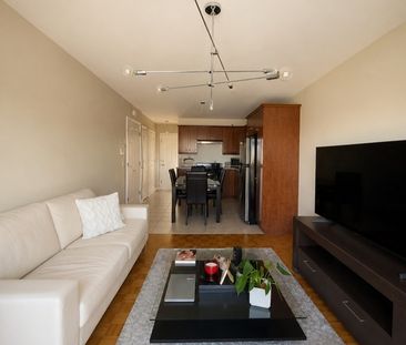 3 1/2 Haut De Triplex à Ahuntsic - Photo 2