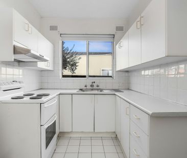 Convenient & Spacious Living in Central Belmore - Photo 3
